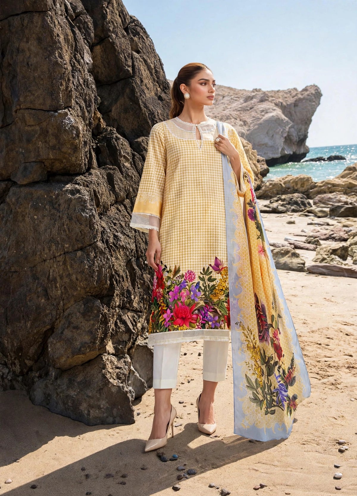 Roshaane Vivienne – Printed 3-Piece Unstitched Ensemble