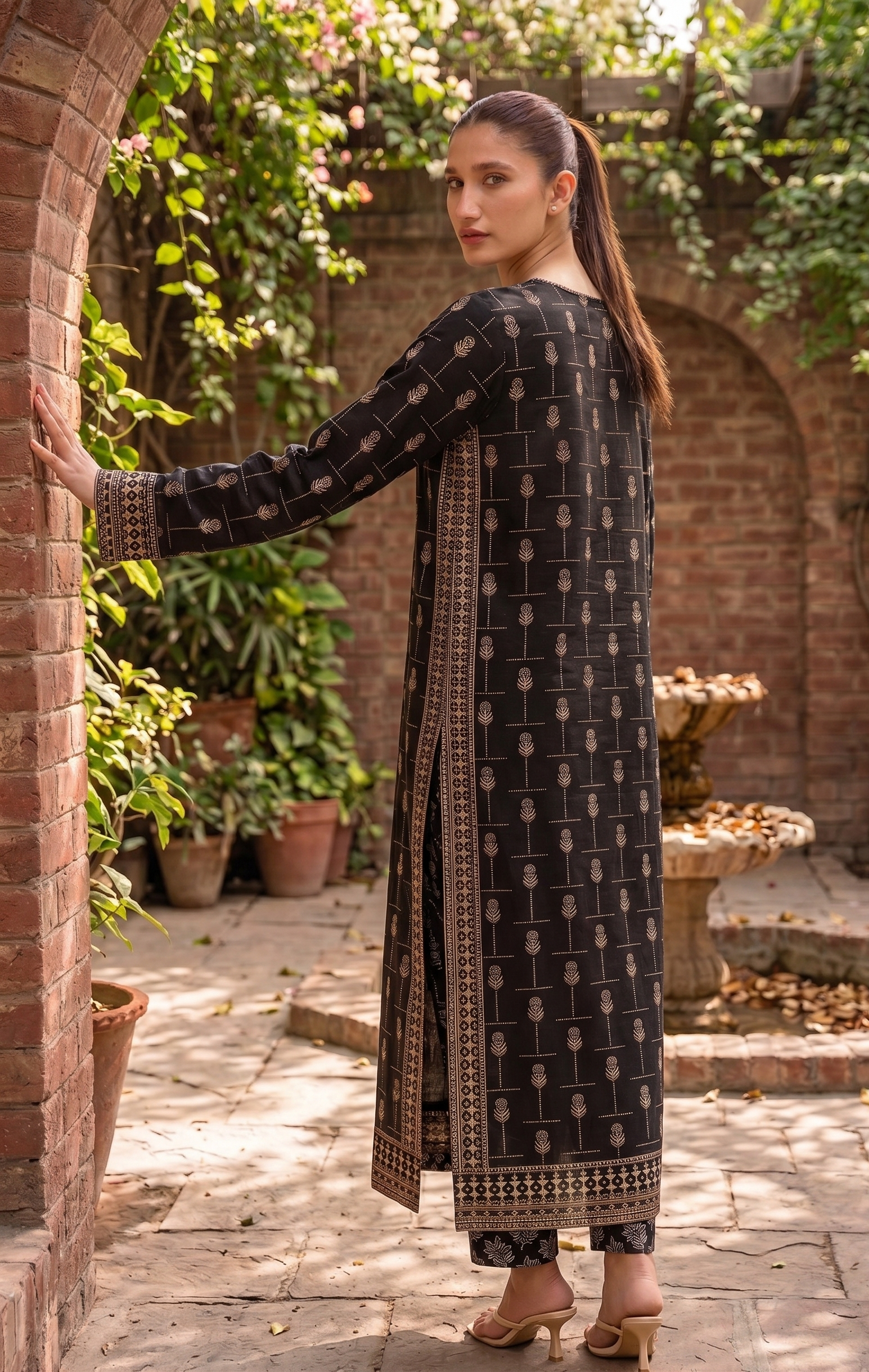 BOX BORDER – Bana Dora Unstitched 2 Piece