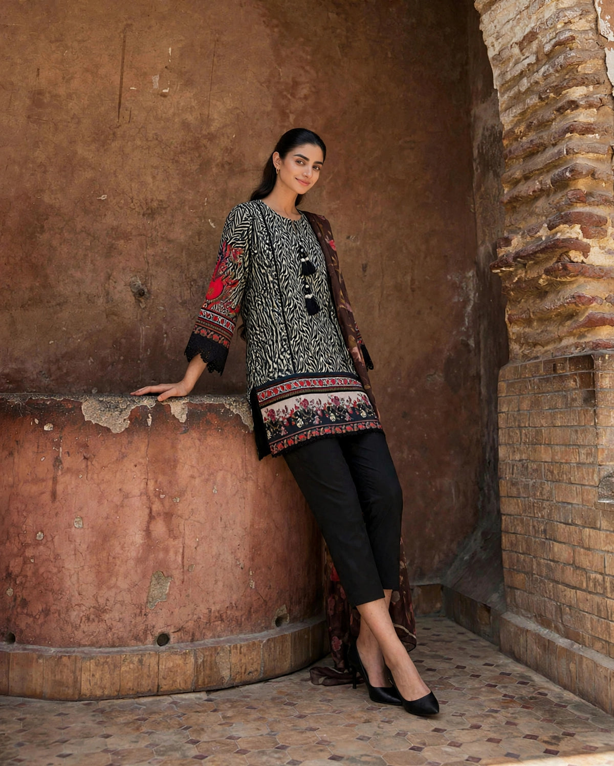 Roshaane Calista – Printed 3-Piece Unstitched Ensemble | Volume 5
